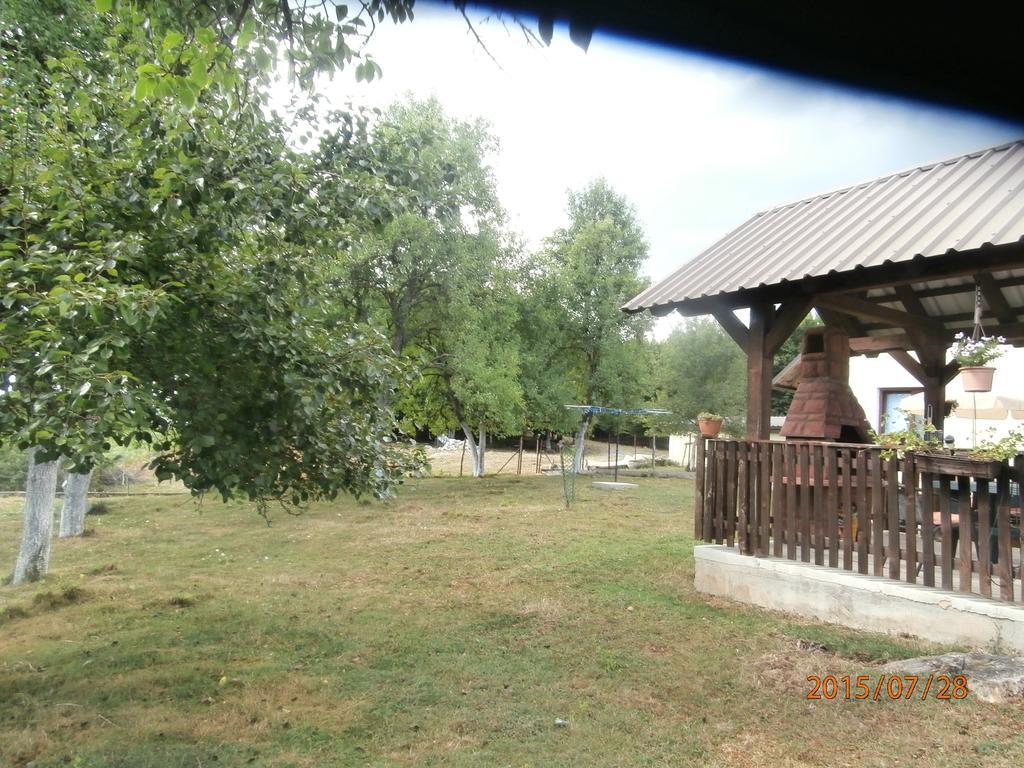 Rooms "Dragica" Otočac Exterior foto